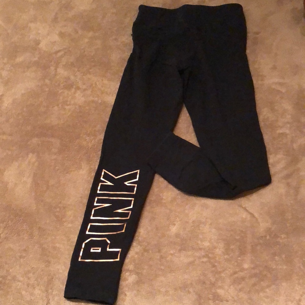 Pink yoga leggings